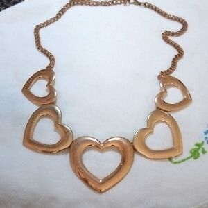 Paparazzi Hearty Heart's gold tone Bib Necklace